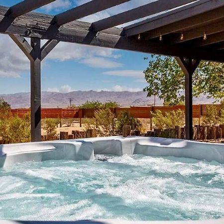 Cheerful 2Bedroom Home With Hot Tub And Cowboy Pool In Joshua Tree Exteriör bild